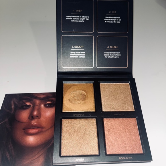 Huda Beauty 3D highlighter palette - Picture 3 of 3